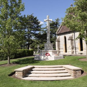 Cross of Sacrifice in Stratford on Avon Cemetery