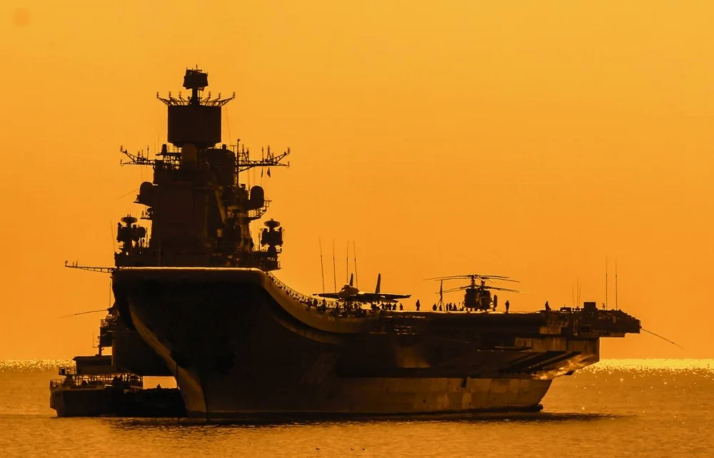 1-tavkr-admiral-flota-sovetskogo-soyuza-kuznetsov-.jpg