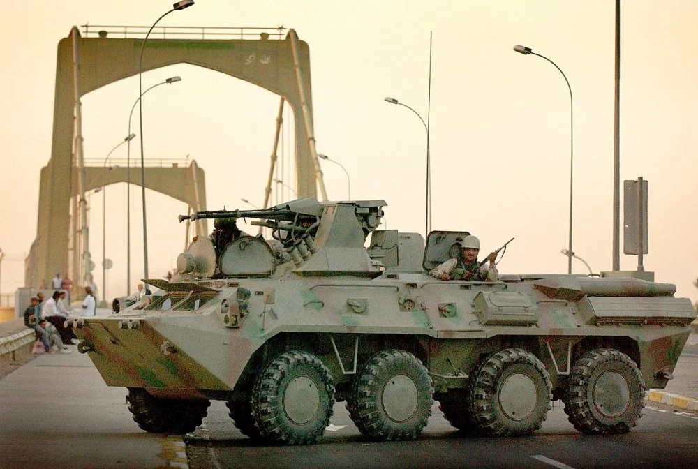 1200px-Iraqi_BTR-94_APC.webp