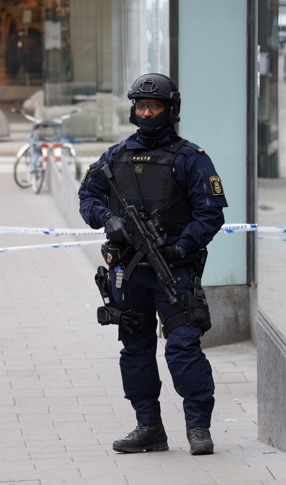 1200px-Task_Force_Police_officer_in_Sweden.jpg
