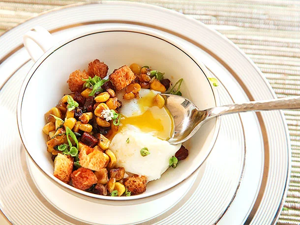 20131004-sous-vide-101-egg-chorizo-corn-crouton-20.webp