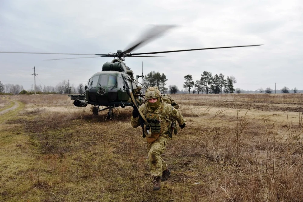 220223-ukraine-air-assault-forces-se-1008a-3e27d4.webp