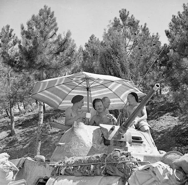 607px-The_British_Army_in_Italy_1944_NA16801.webp