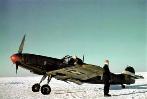 a 13 Messerschmitt Me bf 109 Hungarian fighter squadron Hungary air force1.webp