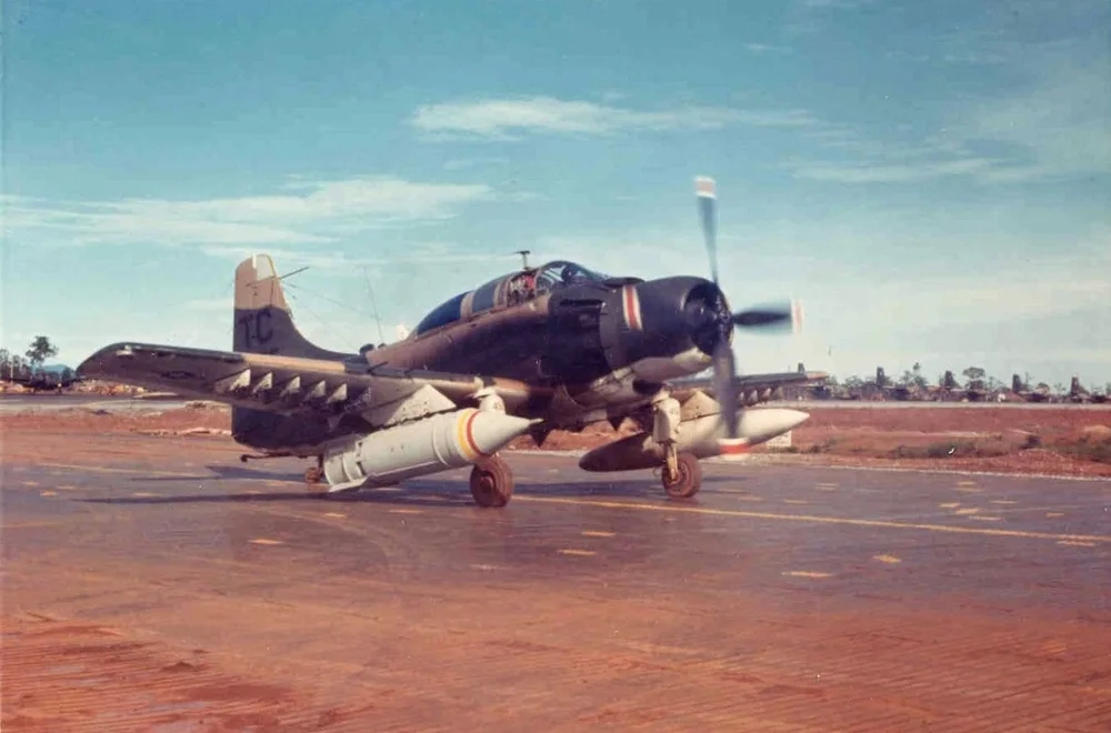 A1-Douglas-A-1-E-Skyraider.webp