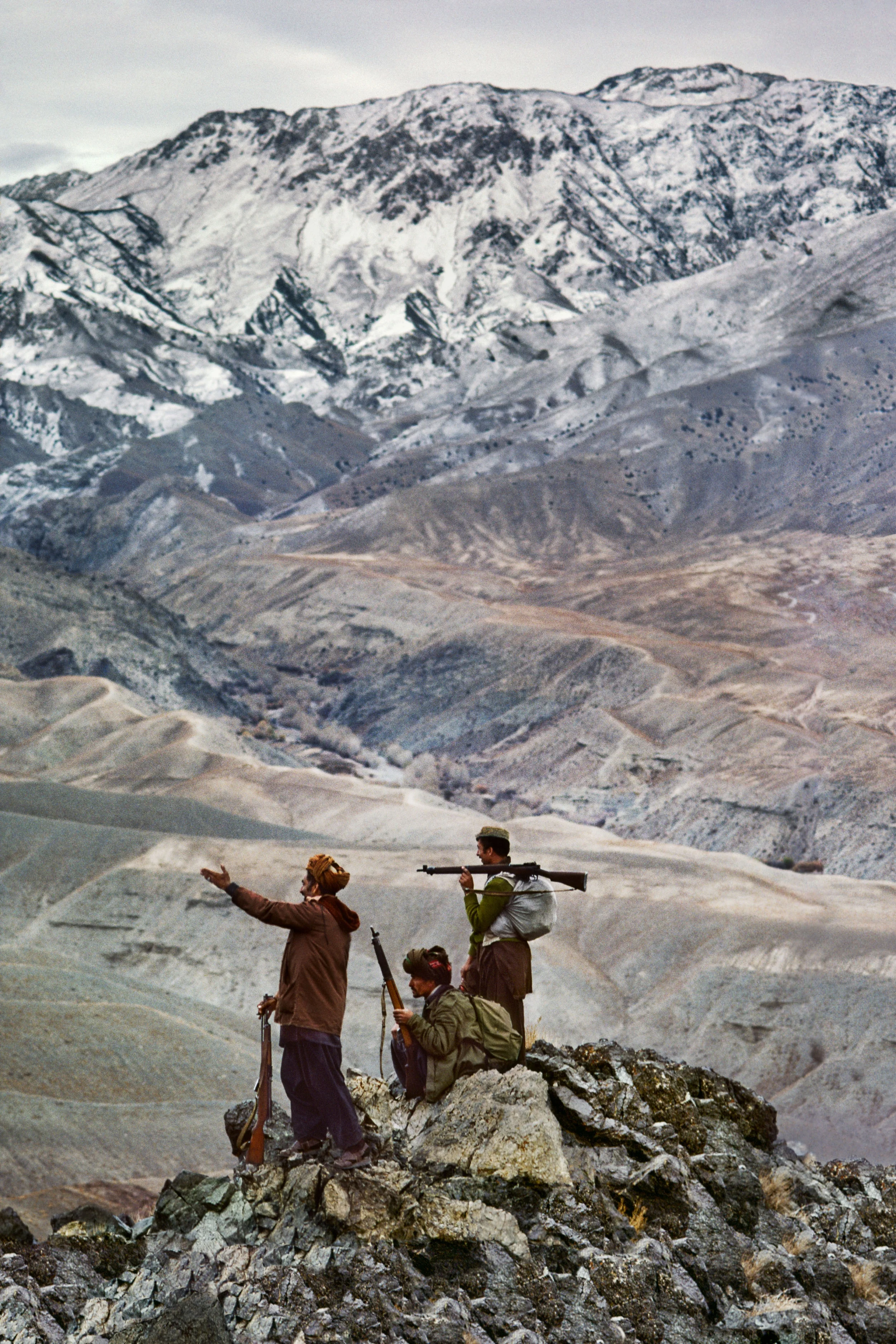 moujahidines Afghan-mujaheddin-in-logar-province-afghanistan-1984-during-the-soviet-afghan-war-jpg