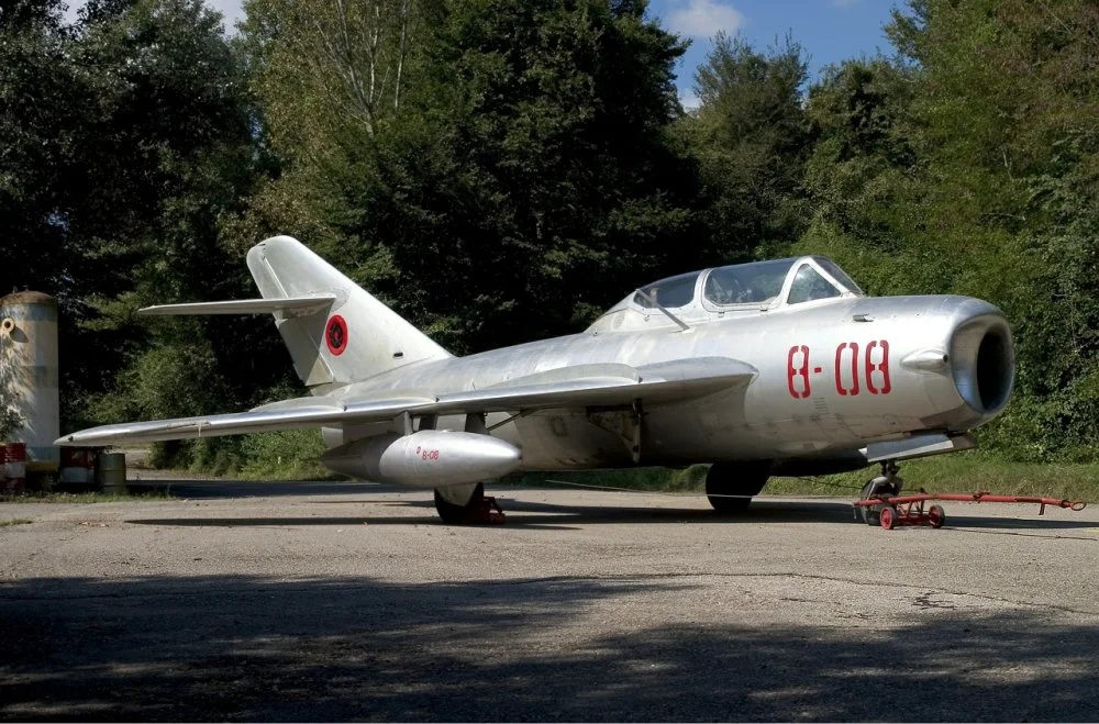 Albanian FT-5 (8-08, 551308) at Tirana - Rinas Int'l (21 September 2006).webp