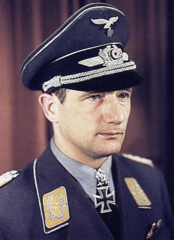 ALEMANIA Gordon Gollob (16 June 1912 – 7 September 1987).webp