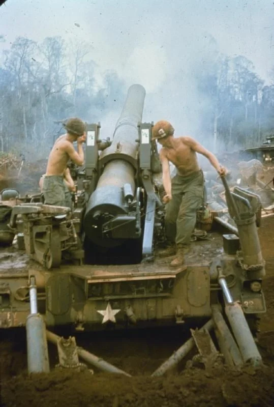 American gunners of B Bty, 6 Bn, 27th Artillery, fire an M110 8-inch howitzer.webp