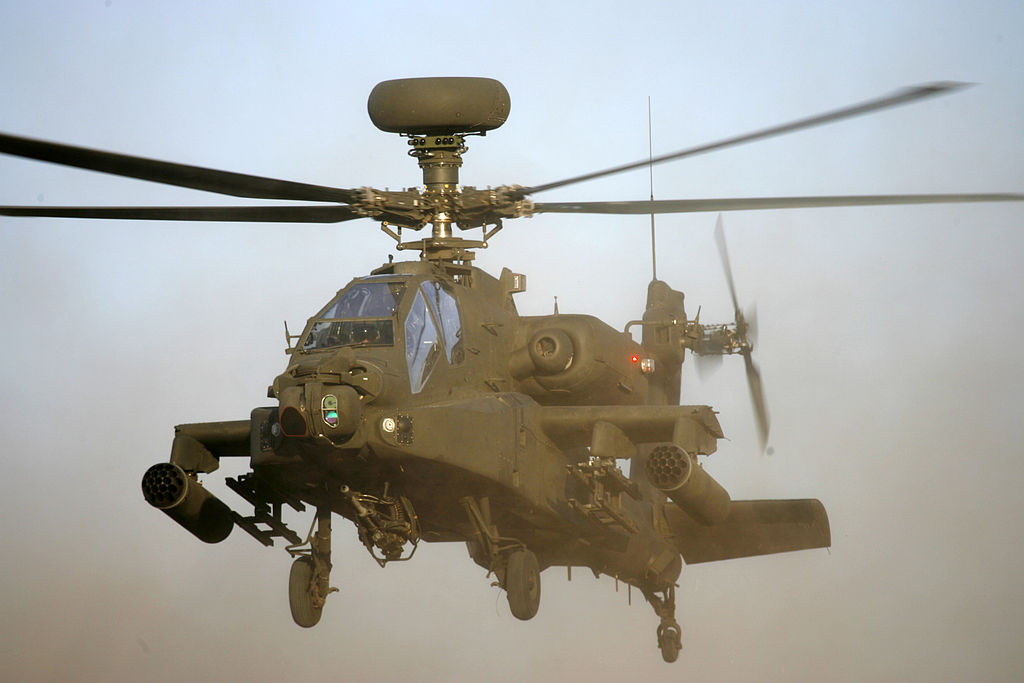 Apache AH Mk 1 (13).jpg