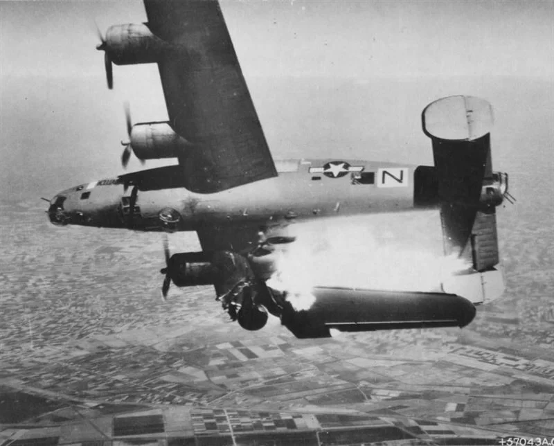 bardment-Squadron-464th-Bombardment-Group-1024x825.jpg