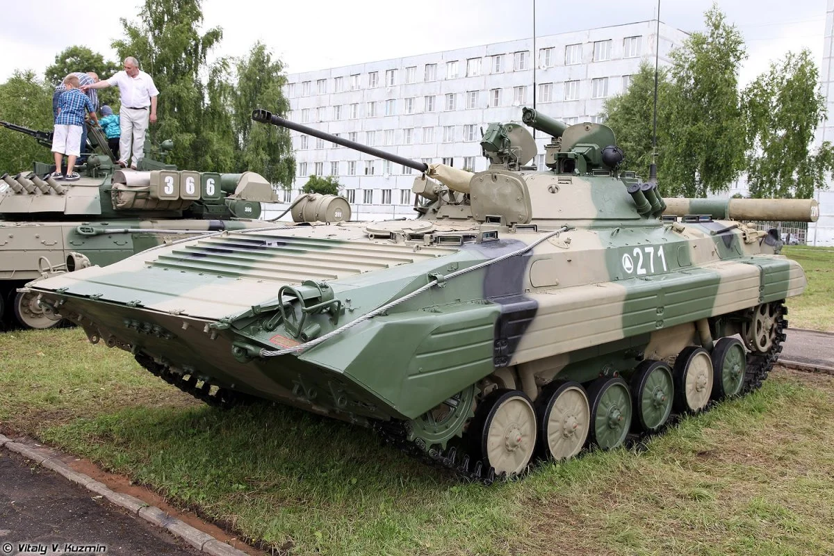 BMP-2 infantry fighting vehicle.webp