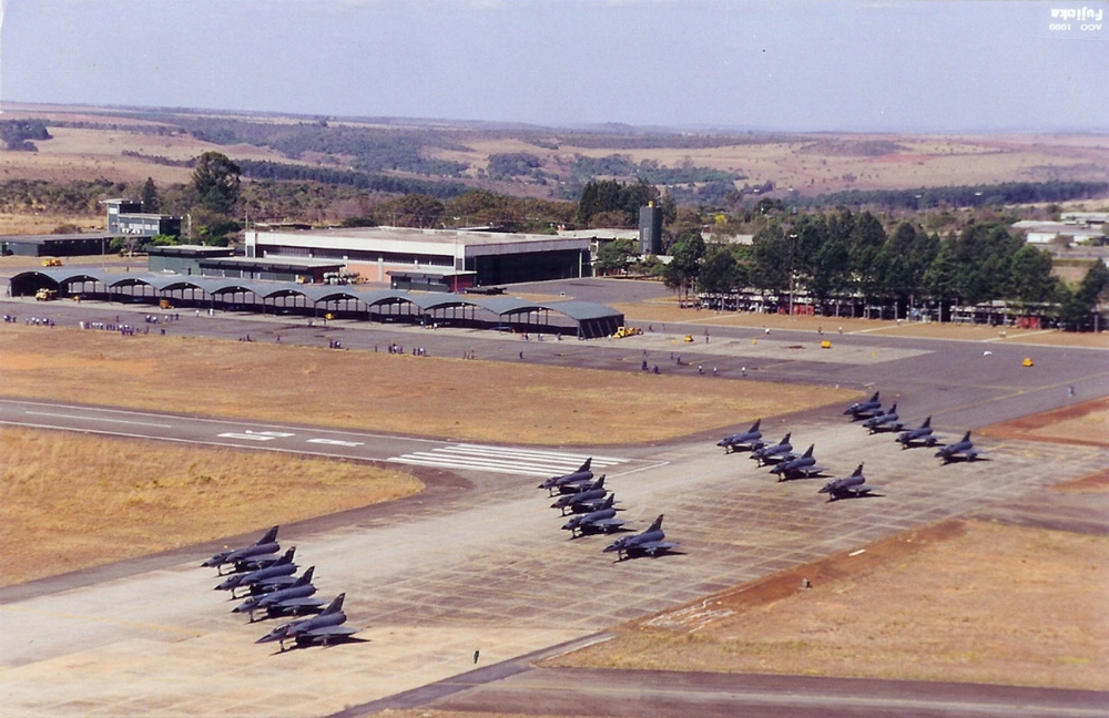 Brazilian-Air-Force-Mirage-3-A4.jpg