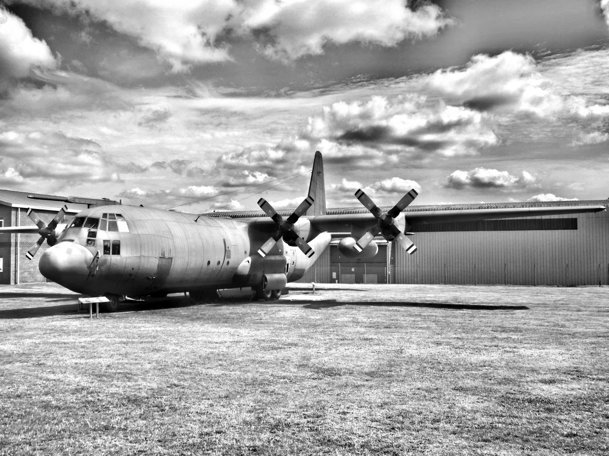 c-130 hdr Black and white.webp