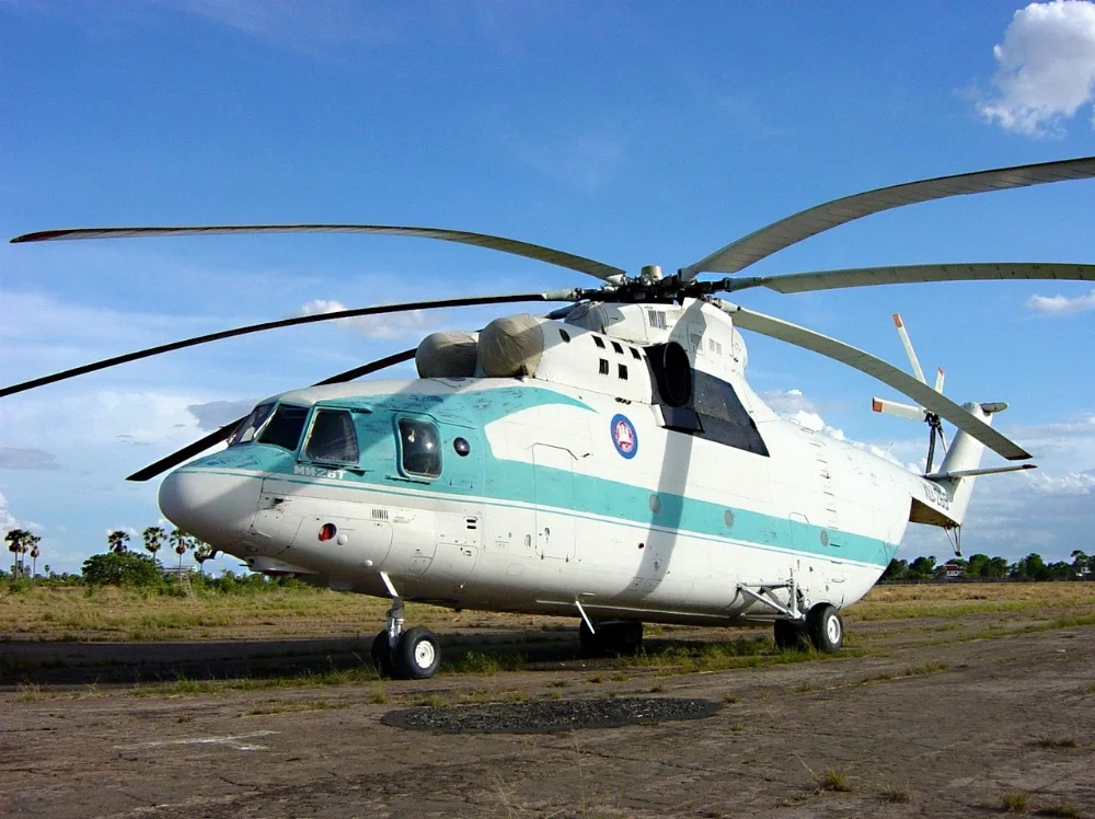 Cambodian_Air_Force_Mil_Mi-26T_Nathalie.webp