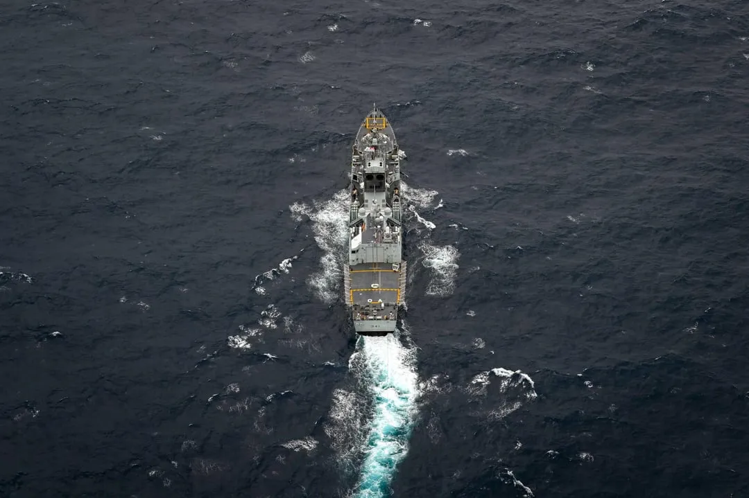 e-south-china-sea-during-exercise-v0-h3a22w3m15de1.webp