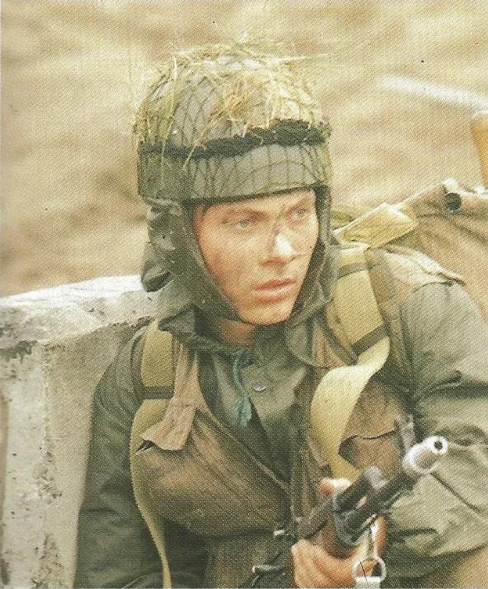 East german fallschirmjäger.webp