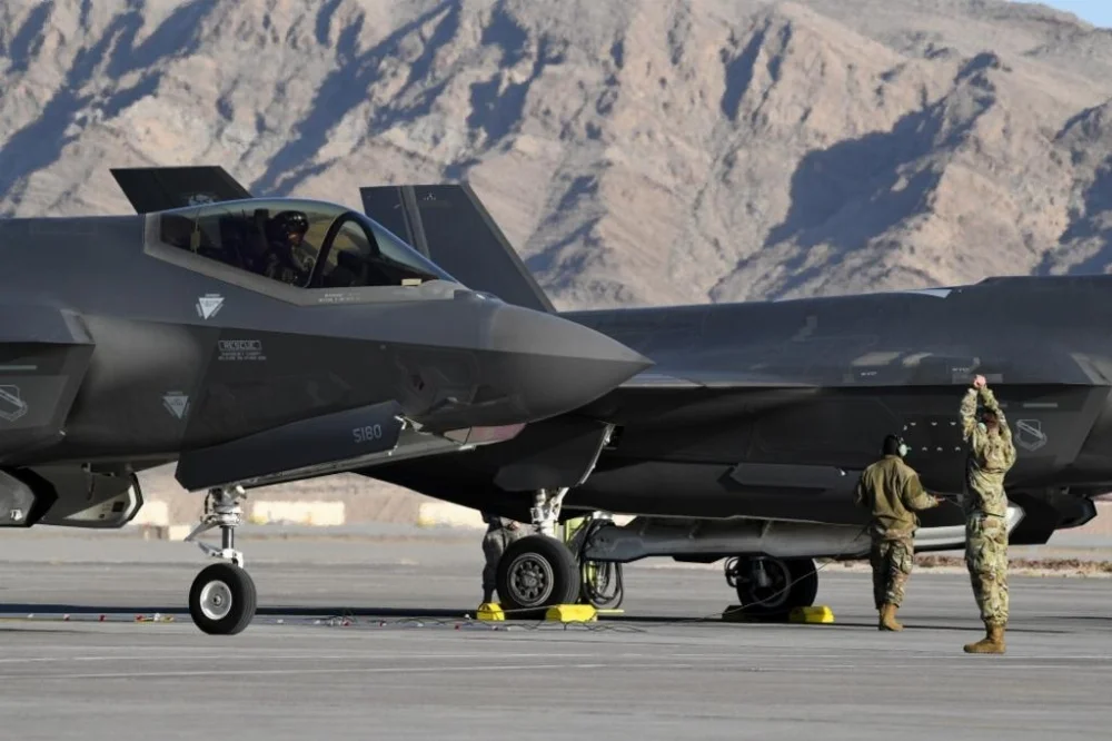 Photos - F-22 Raptor & F-35 Lightning | Page 5 | A Military Photo ...