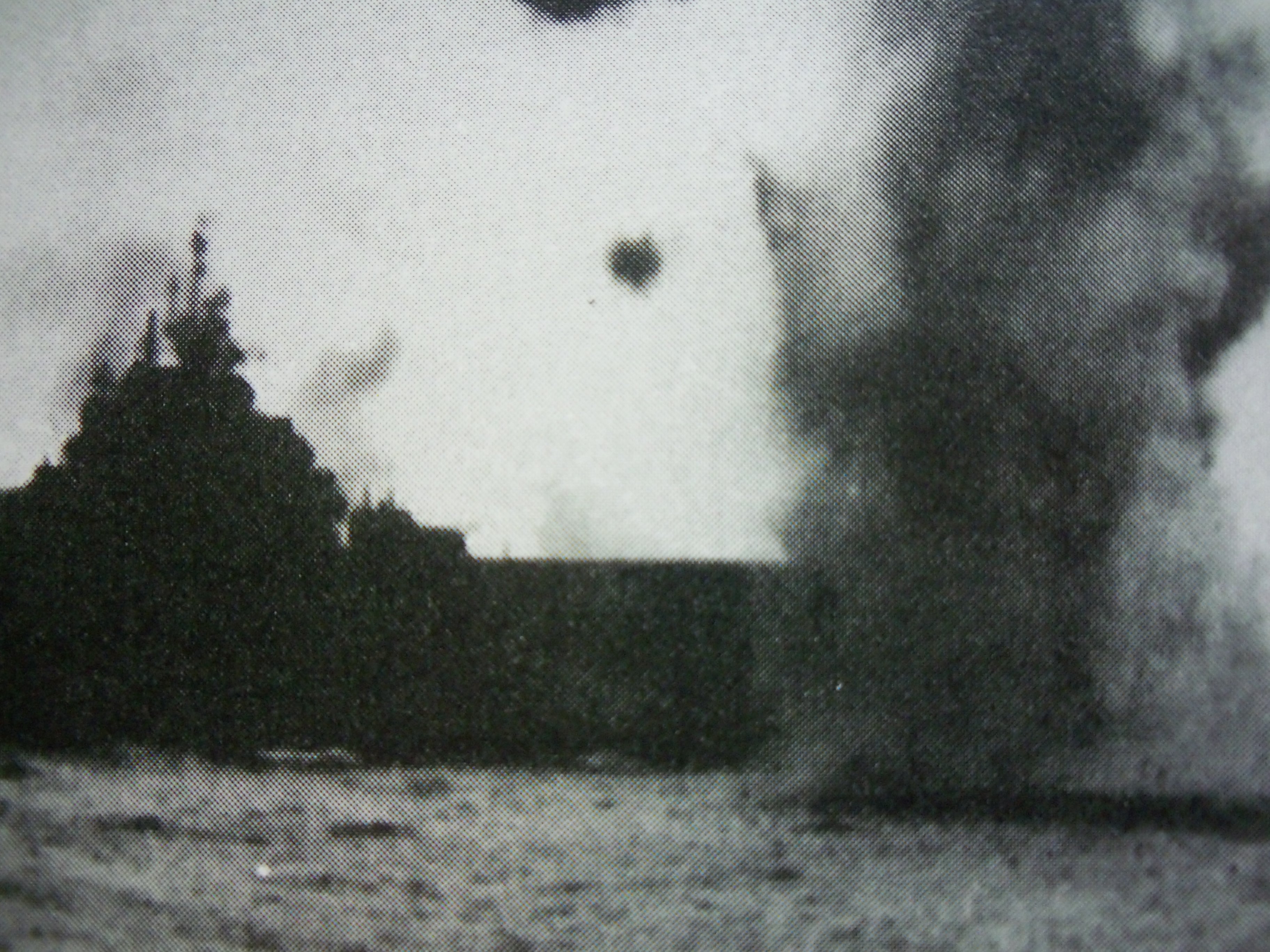 ESSEX CV-9 105 MP Under attack as seen from Randolph CV-15, 14 May, 1945.JPG