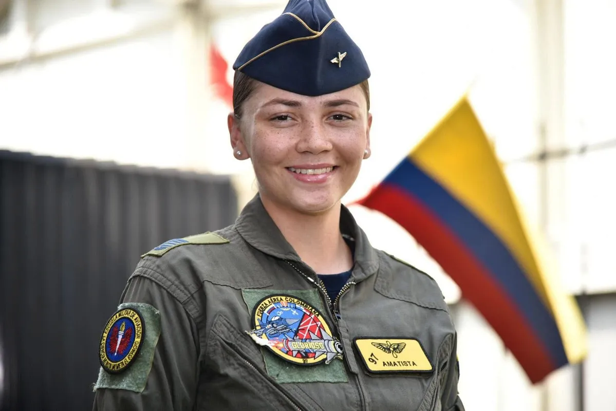 FAC-FEM-9822-8.webp