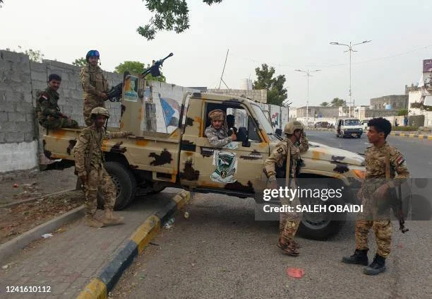 fighters-affiliated-with-yemens-separatist-southern-transitional-council-deploy-around-the.webp