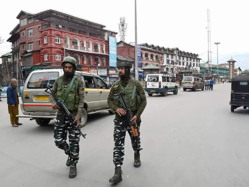 -five-houses-in-srinagar-for-harbouring-terrorists.webp