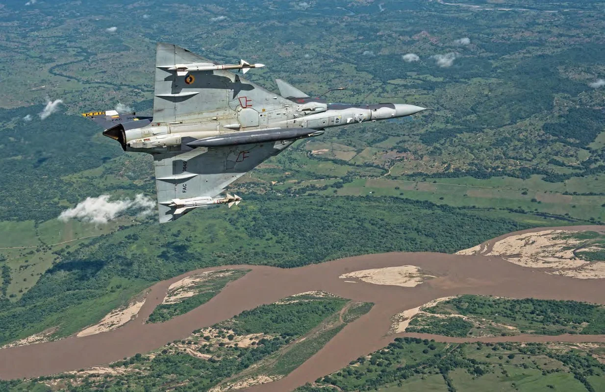 Fuerza_Aerea_Colombiana_FAC_KFIR_Full_ARM002.webp