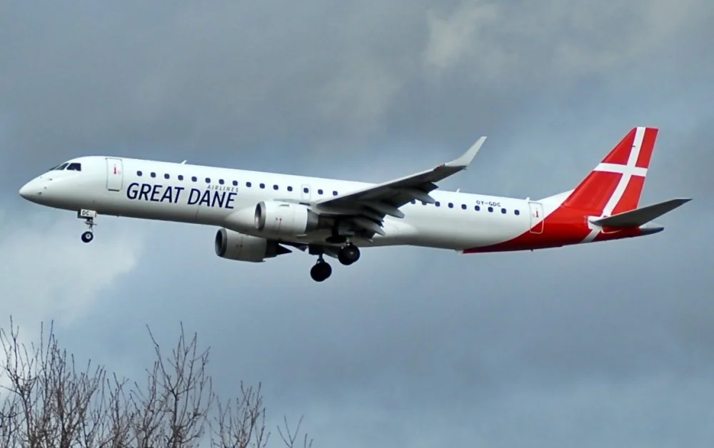 GDE_Great_Dane_Airlines_ERJ-195LR_OY-GDC.webp