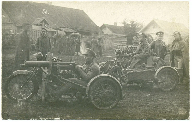 historical-photos-pt3-ww1-motorcycle-guns.webp