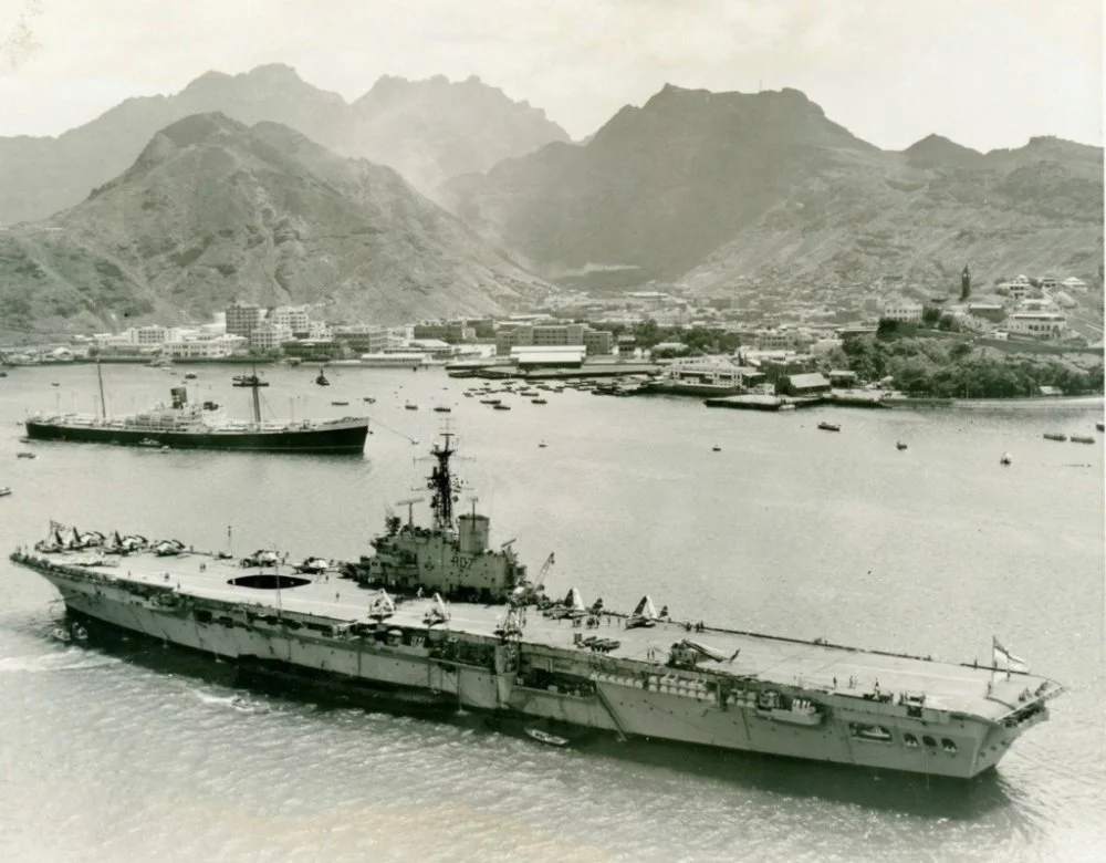 HMS Albion (R07) at Aden (1960).webp