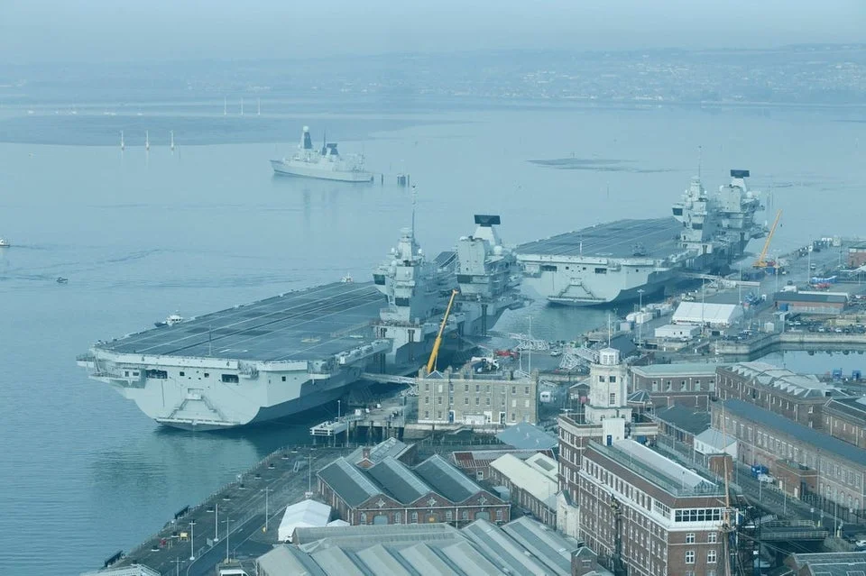 HMS-Queen-Elizabeth567.jpg