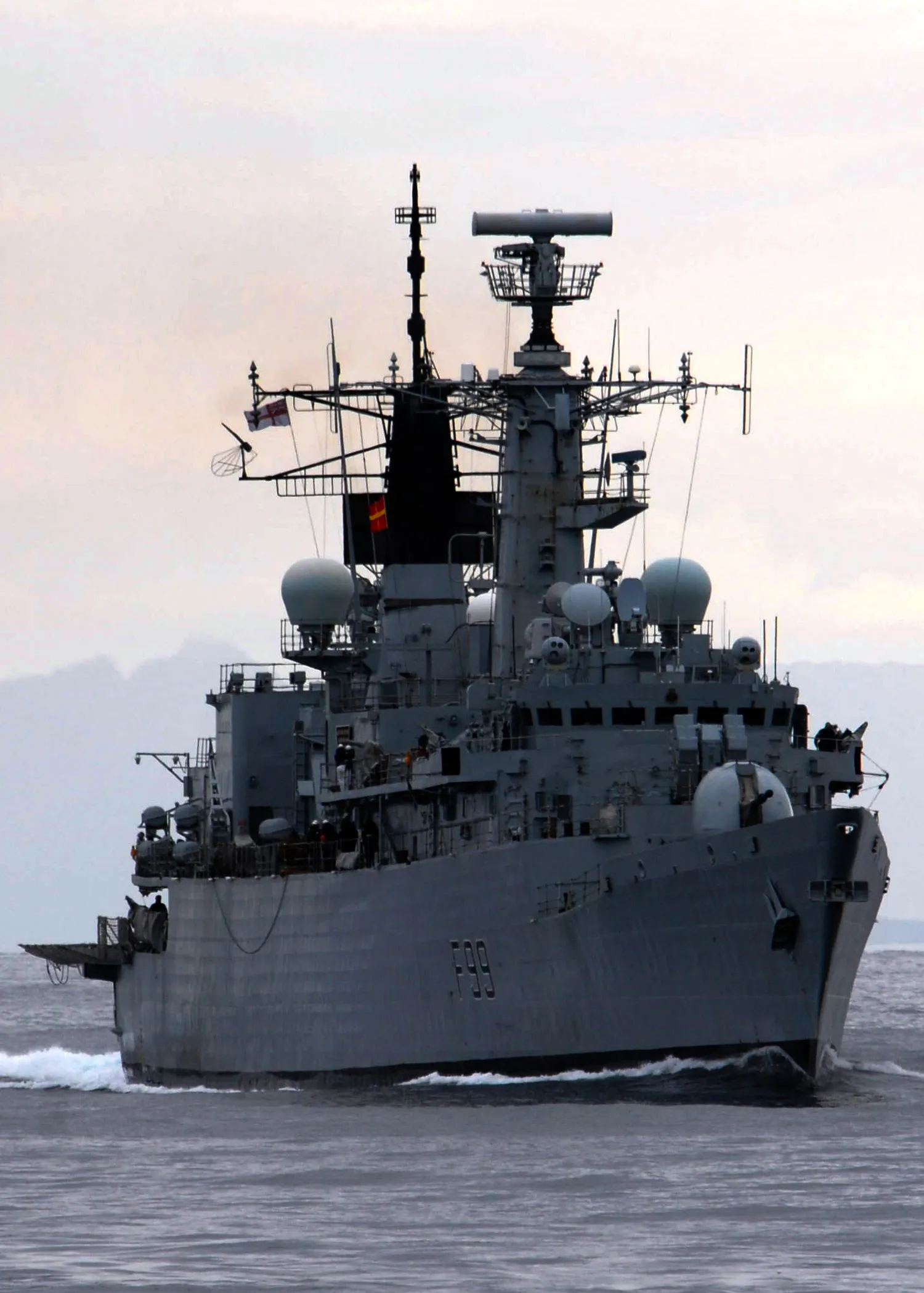 HMS_Cornwall_%28F99%29_in_2010.webp