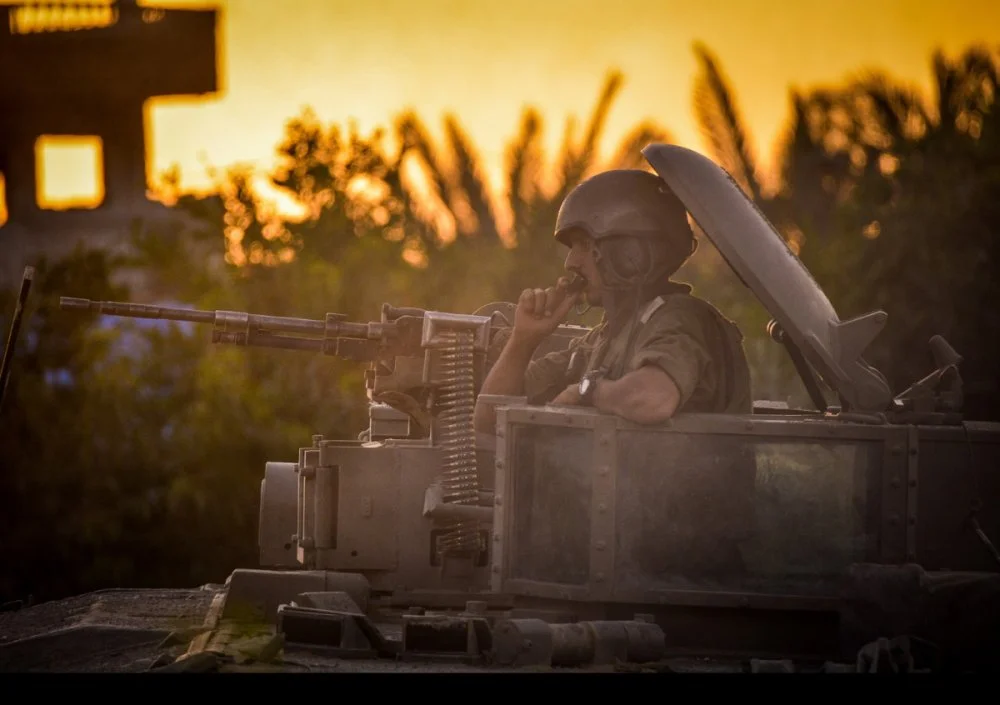 idf-tank-guy_0-jpg.webp