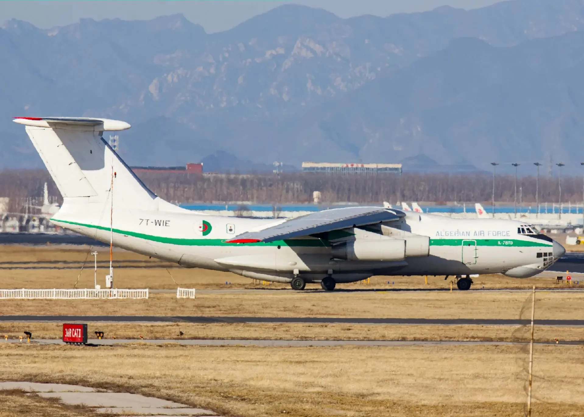 IL-76 7T-WIE departer in beijing 21-01-2025 (7).webp