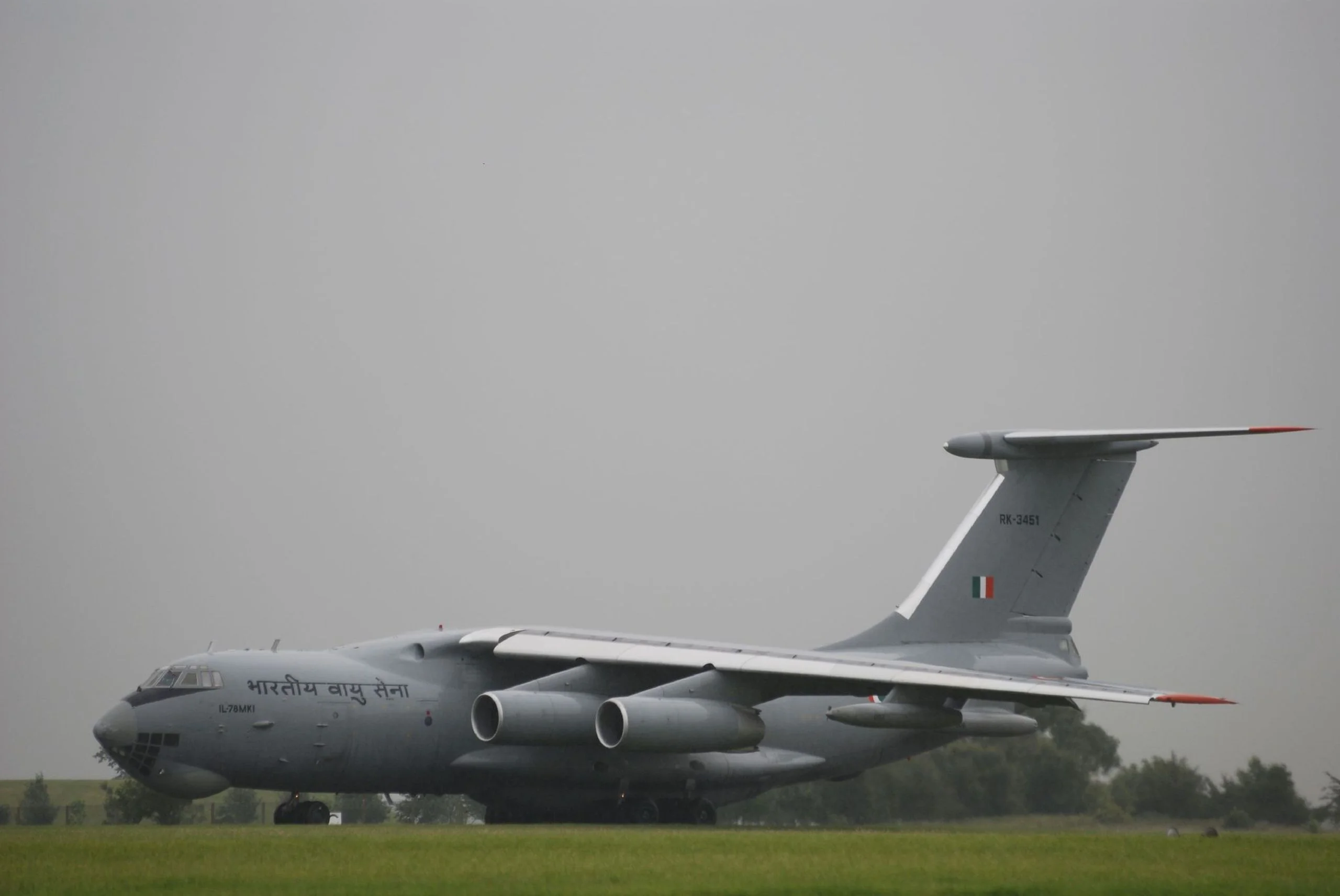 Indian-Air-Force-IAF-Il-78-Midas-Tanker-02.jpg