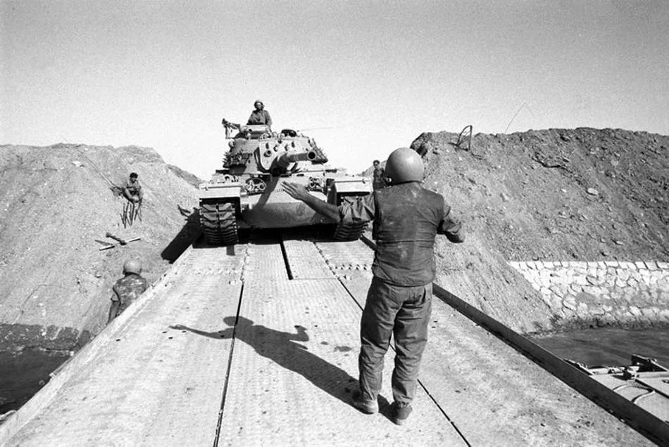 Israeli-Tank-Crossing-The-Suez-Canal.webp