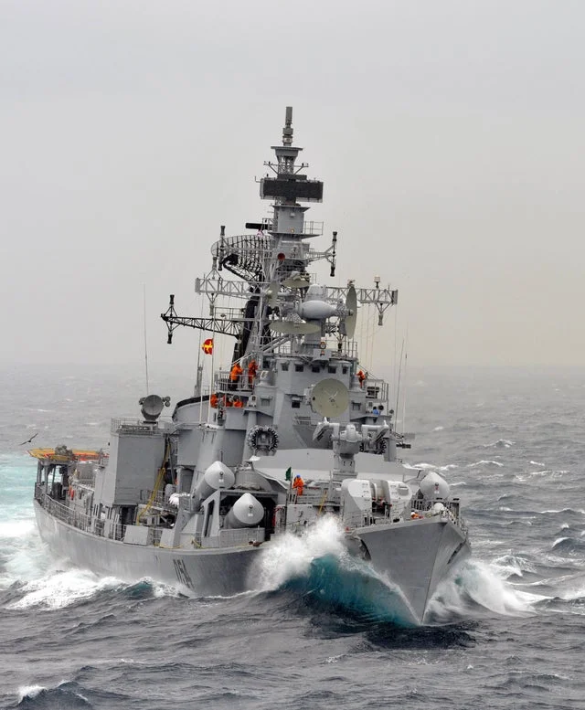 j52abeebecv61.jpg