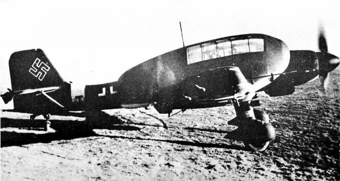 Ju97-D3-With-Personnel-Pods-4.jpg