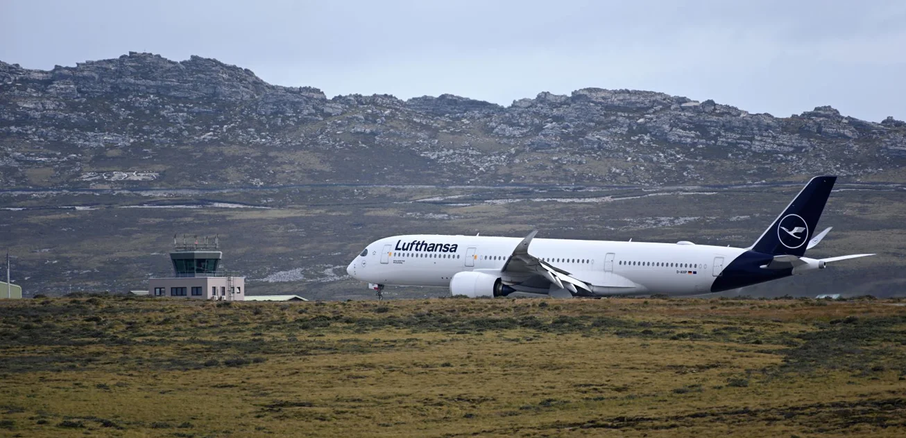 landung-falkland-airbus-a350-lufthansa-2.webp