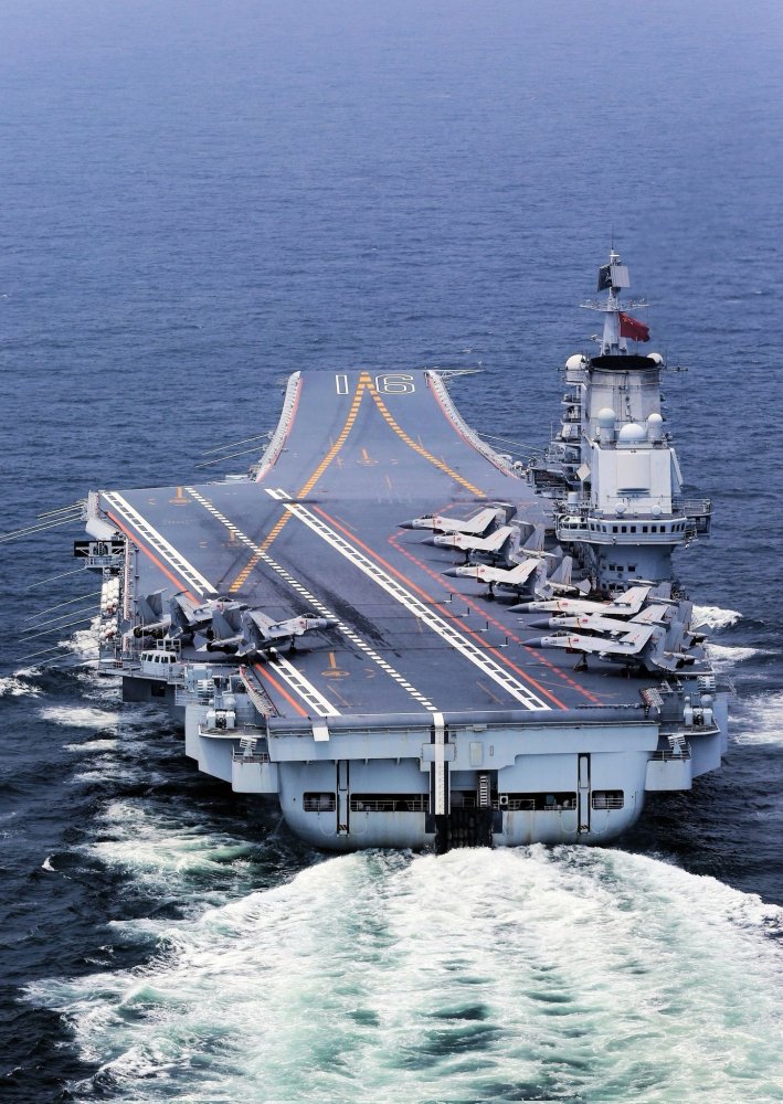 Liaoning (CV-16) at sea.jpg