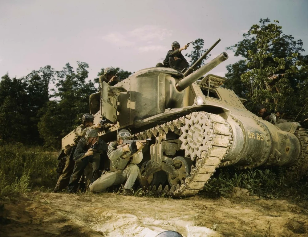 m3-lee-us-army-tank-crew-m1917-1942-jpg.webp