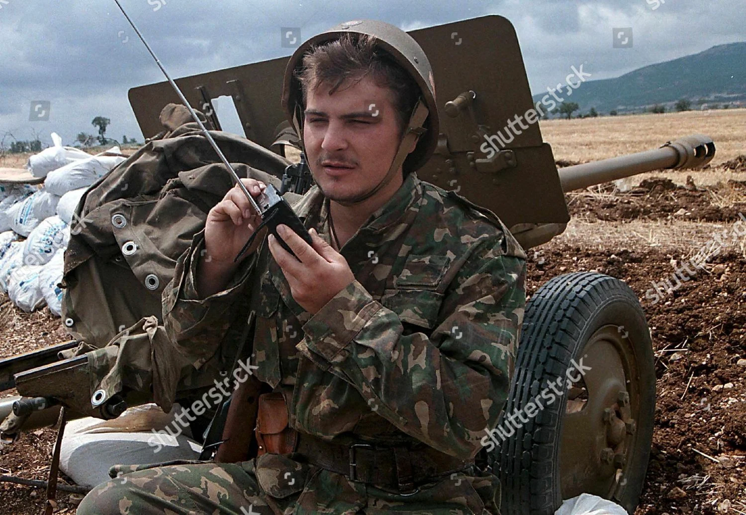 macedonia-soldier-radio-jul-2001-shutterstock-editorial-8482347a.webp