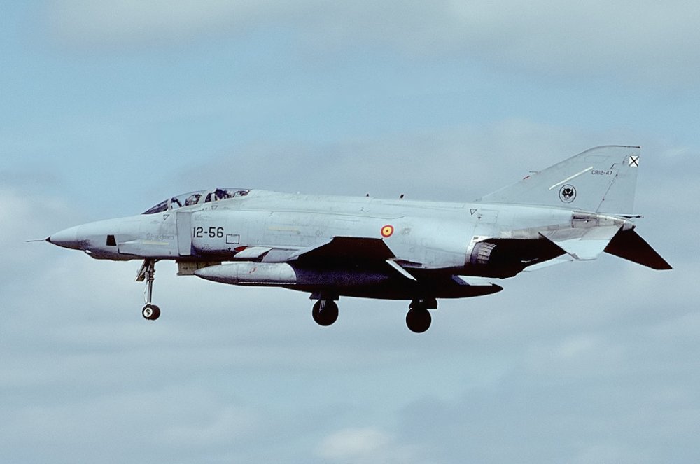 McDonnell_RF-4C_Phantom_II,_Spain_-_Air_Force_AN1337858.jpg