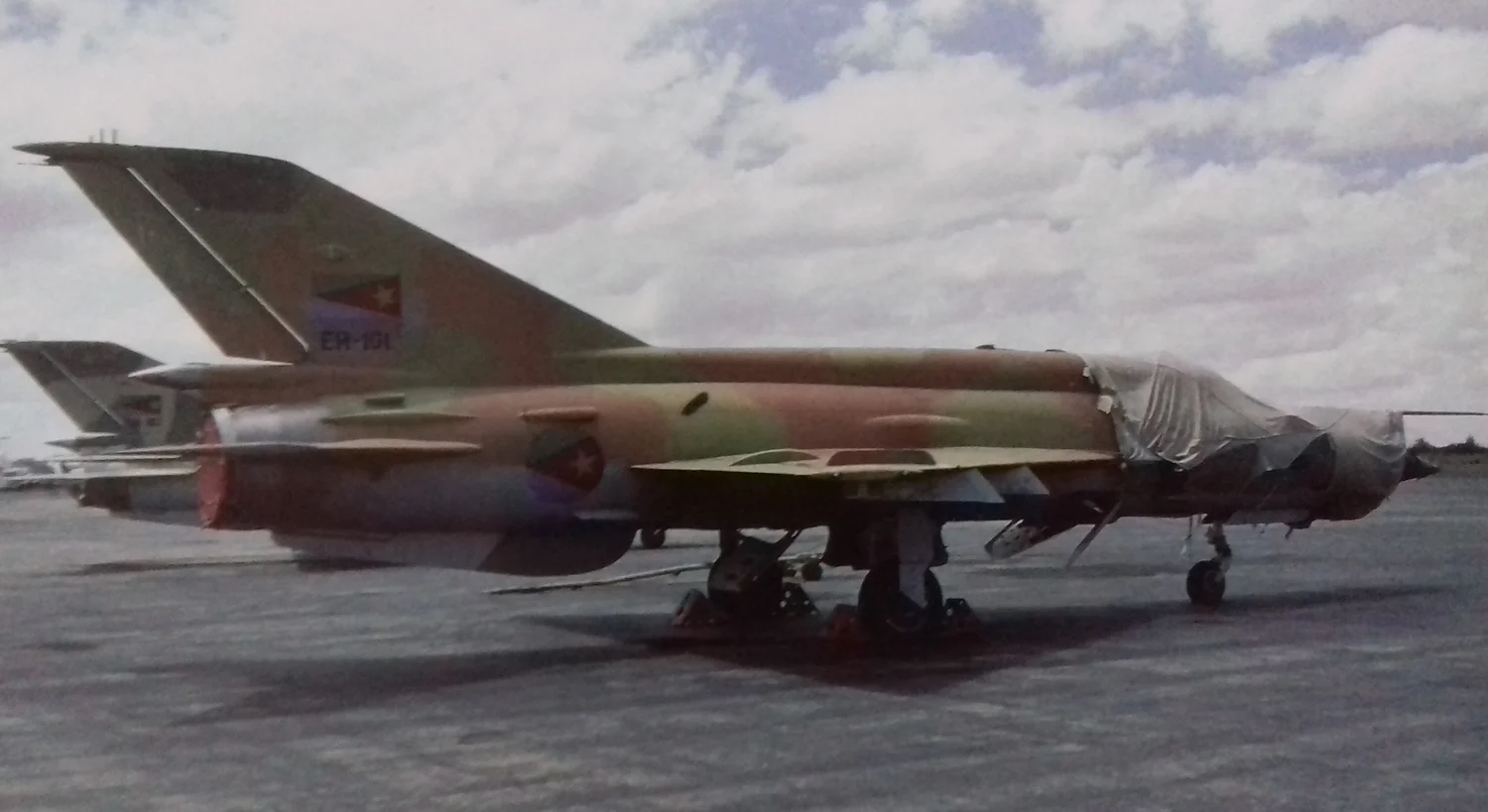 MiG-21R  MiG-21bis Asmara early 1990s.webp