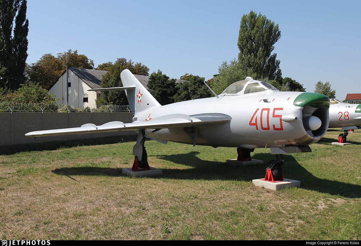 Mikoyan-Gurevich MiG-17PF Fresco D.jpg