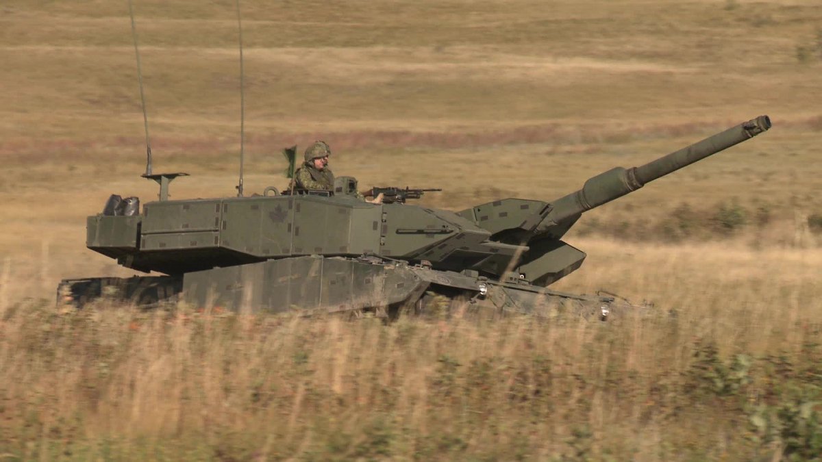 military-leopard-2a4-tank-move-footage-012030623_prevstill.jpeg