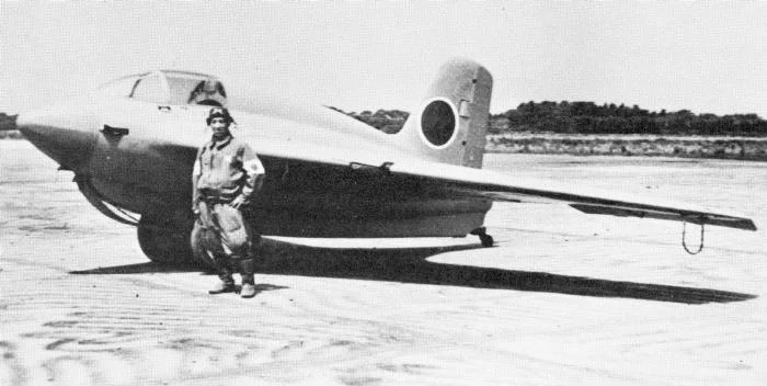 Mitsubishi J8M_2.webp