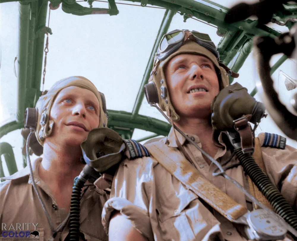 NEW ZELAND Flight Lieutenant Jack Irvine and Walter Bannister.webp