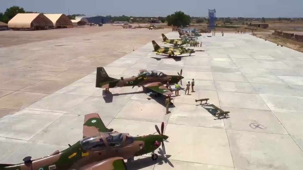 Nigerian A-29, Alphajet, F-7Ni & JF-17 on ground.jpg
