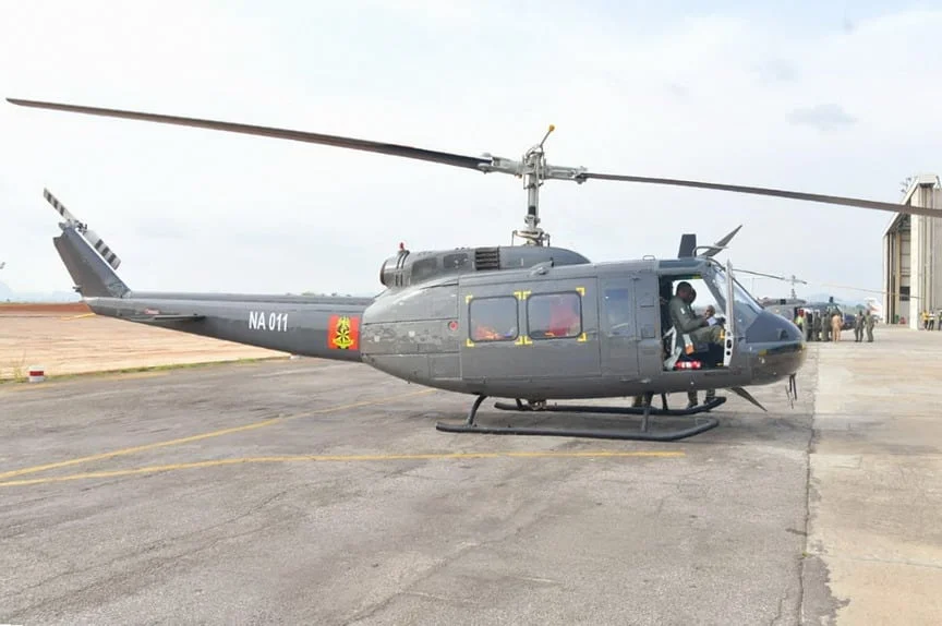 Nigerian_Army_UH-1H_Huey_NA.webp